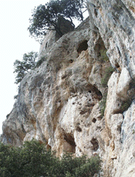 der Kletterfels mit Ruine